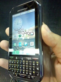 Motorola i1Q на платформе Android