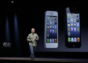  : Apple     iPhone